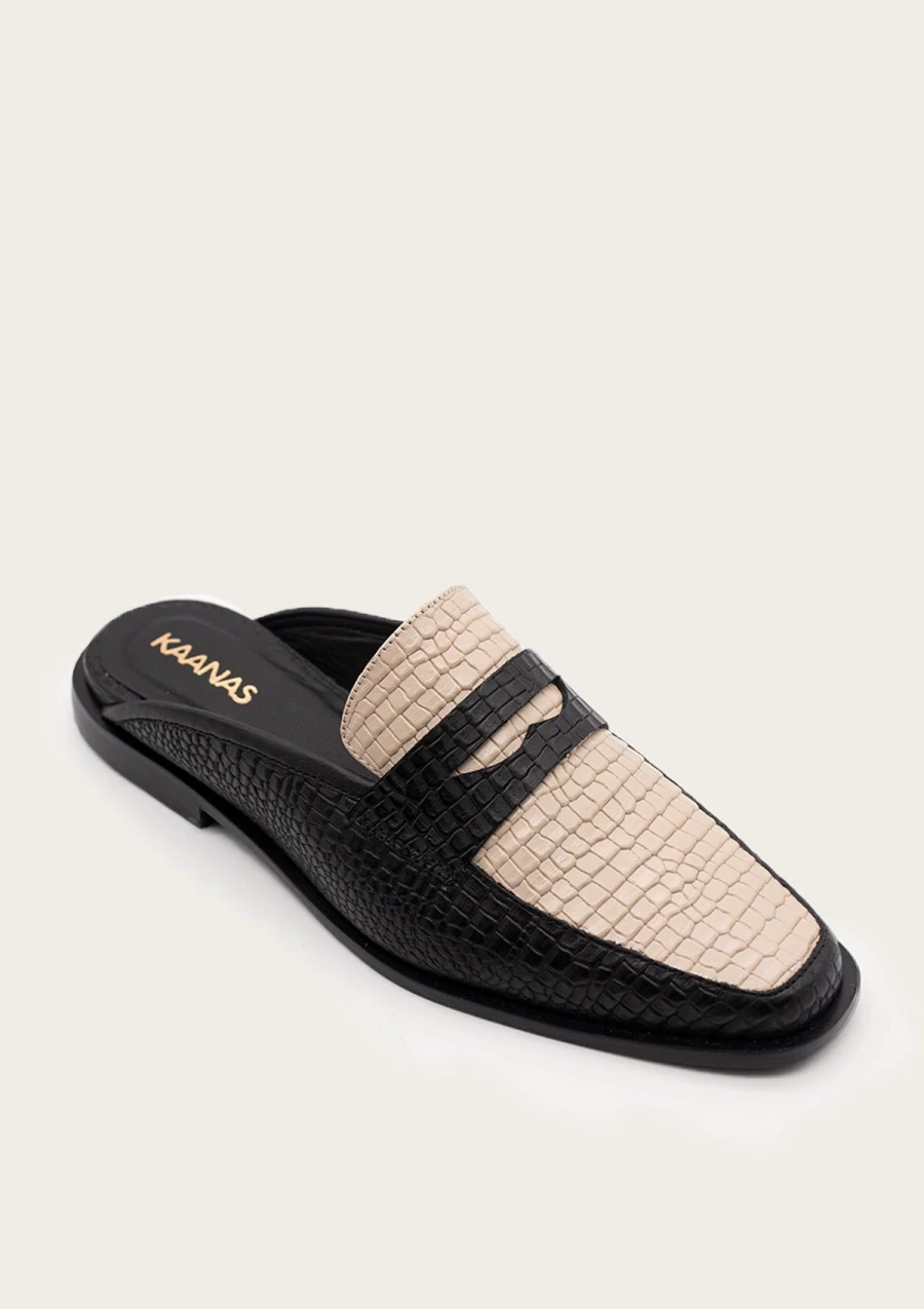 KAANAS Women's Brezo Black & White Casual Sneakers - Lightweight Comfortable Walking Shoes